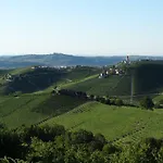 Architetti Piemonte, Entire Private With Infinity Pool And Poolhouse, 5 Bedroom, Six Bathroom Perfect For Families And Friends